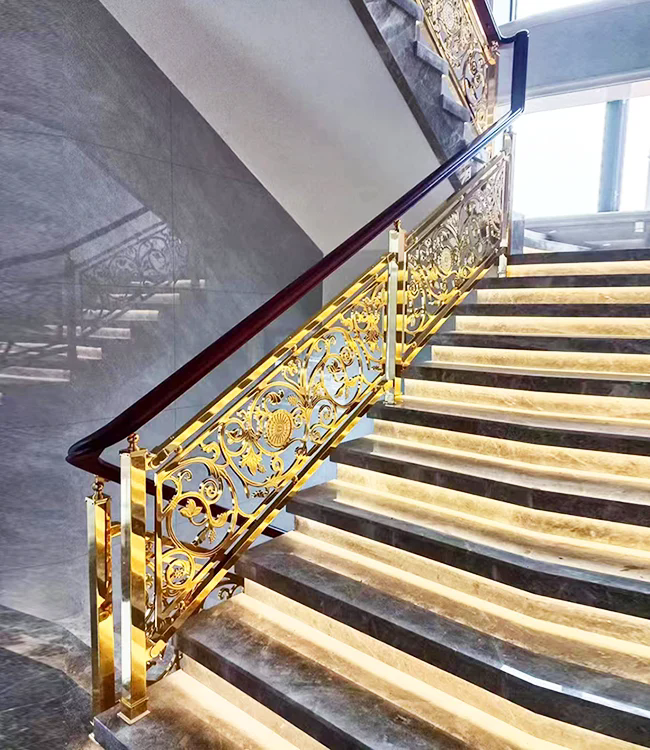 Ako zvyšuje zábradlie schodiska v modernej architektúre bezpečnosť a štýl?
